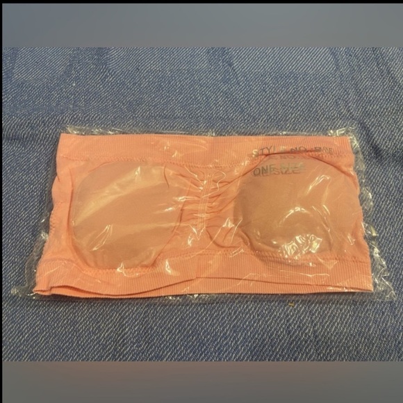 NIP Strapless Seamless Wire-Free Stretchy Bra Pink - Picture 4 of 5